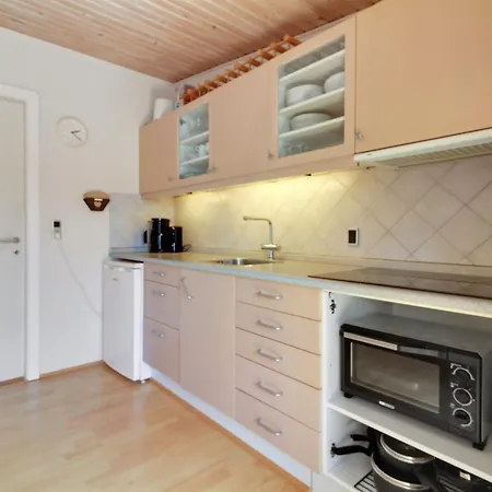Leilighet Genadij - 1km From The Sea By Interhome